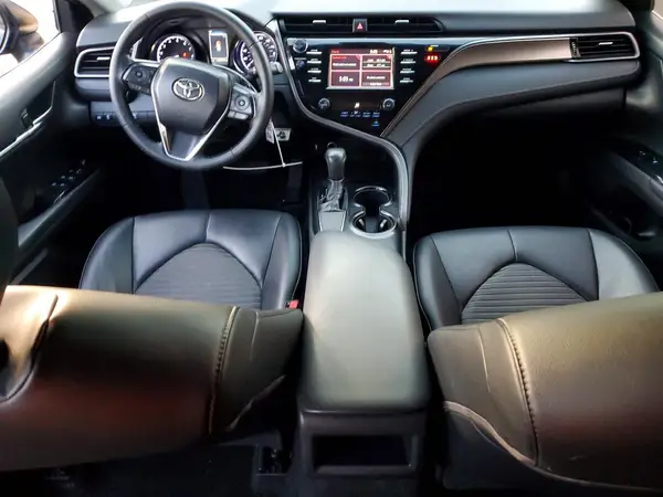 4T1B11HK1KU161319 2019 TOYOTA CAMRY - Image 8