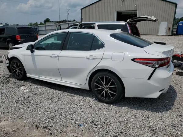 4T1B11HK1KU163572 2019 TOYOTA CAMRY - Image 2