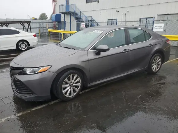 4T1B11HK1KU165533 2019 TOYOTA CAMRY - Image 1