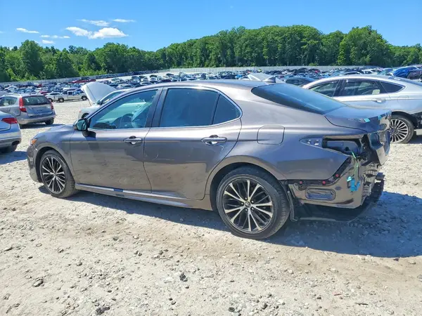 4T1B11HK1KU172062 2019 TOYOTA CAMRY - Image 2