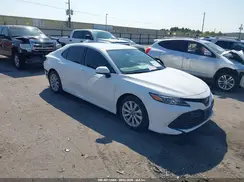4T1B11HK1KU173552 2019 TOYOTA CAMRY