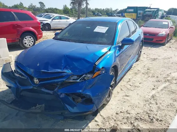 4T1B11HK1KU174846 2019 TOYOTA CAMRY - Image 2
