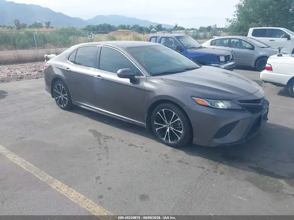4T1B11HK1KU177424 2019 TOYOTA CAMRY - Image 1