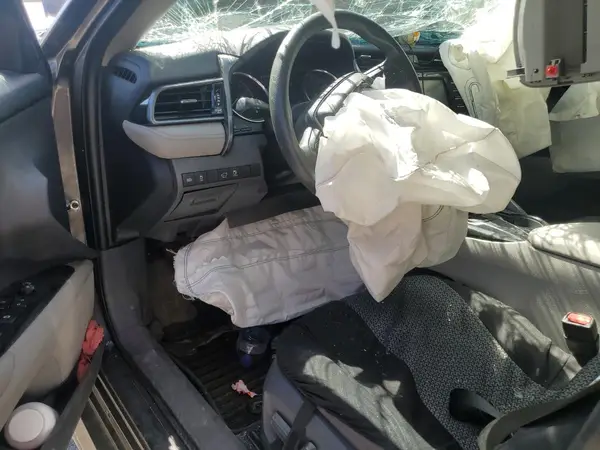 4T1B11HK1KU180176 2019 TOYOTA CAMRY - Image 8