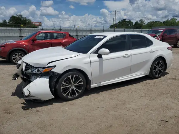 4T1B11HK1KU180212 2019 TOYOTA CAMRY - Image 1