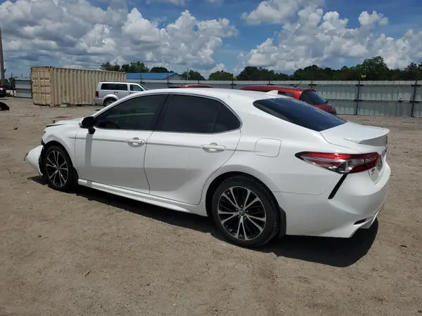 4T1B11HK1KU180212 2019 TOYOTA CAMRY - Image 2