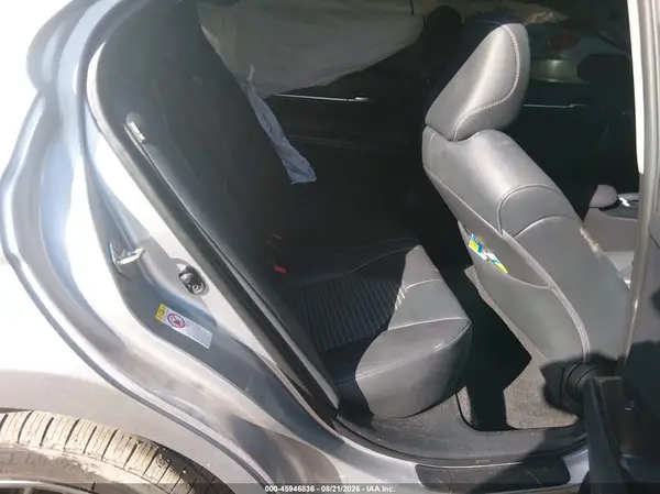 4T1B11HK1KU191680 2019 TOYOTA CAMRY - Image 8