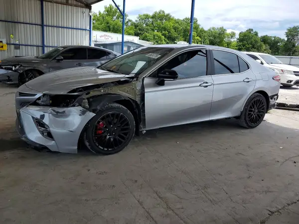 4T1B11HK1KU192070 2019 TOYOTA CAMRY - Image 1