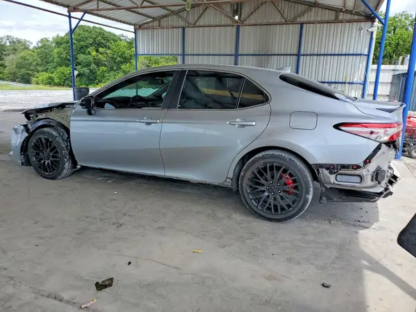 4T1B11HK1KU192070 2019 TOYOTA CAMRY - Image 2