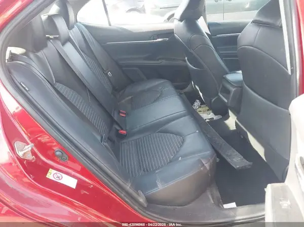 4T1B11HK1KU192117 2019 TOYOTA CAMRY - Image 8