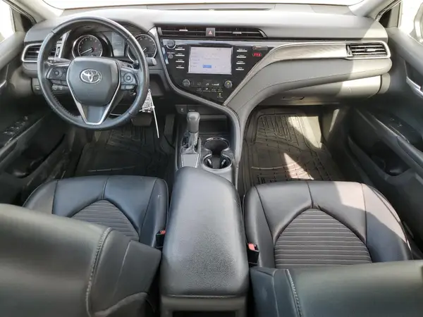 4T1B11HK1KU195857 2019 TOYOTA CAMRY - Image 8