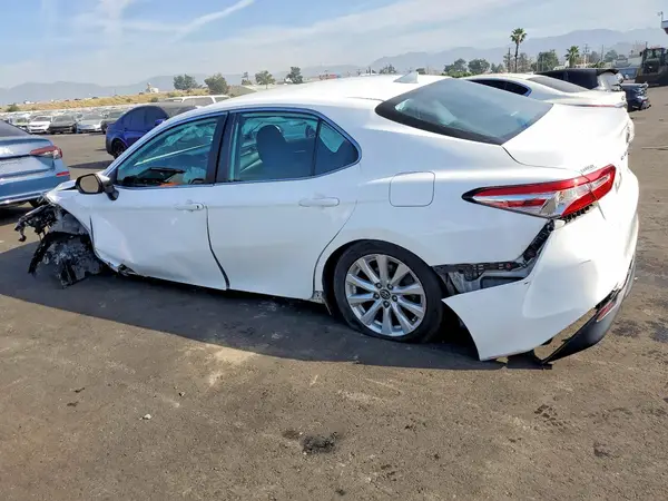 4T1B11HK1KU196149 2019 TOYOTA CAMRY - Image 2