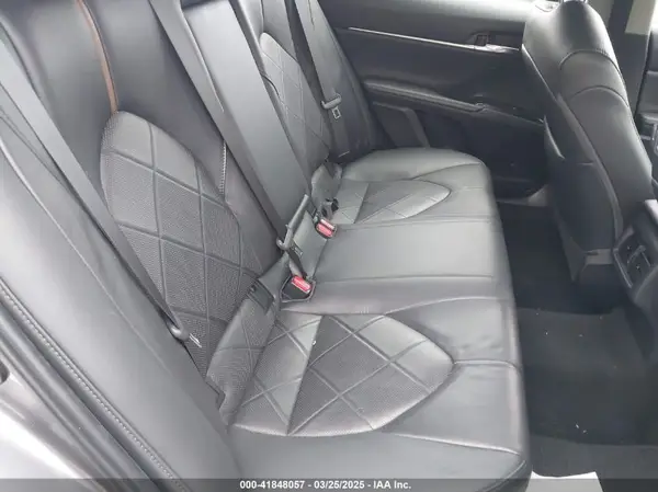 4T1B11HK1KU196426 2019 TOYOTA CAMRY - Image 8