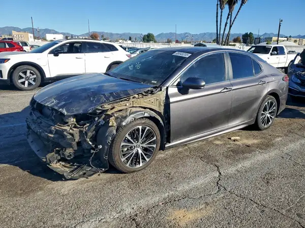 4T1B11HK1KU197513 2019 TOYOTA CAMRY - Image 1