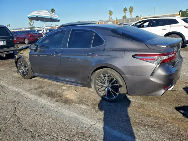 4T1B11HK1KU197513 2019 TOYOTA CAMRY - Image 2