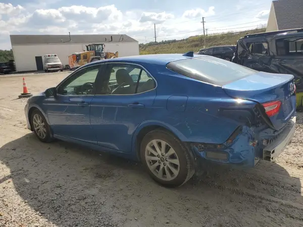 4T1B11HK1KU199245 2019 TOYOTA CAMRY - Image 2