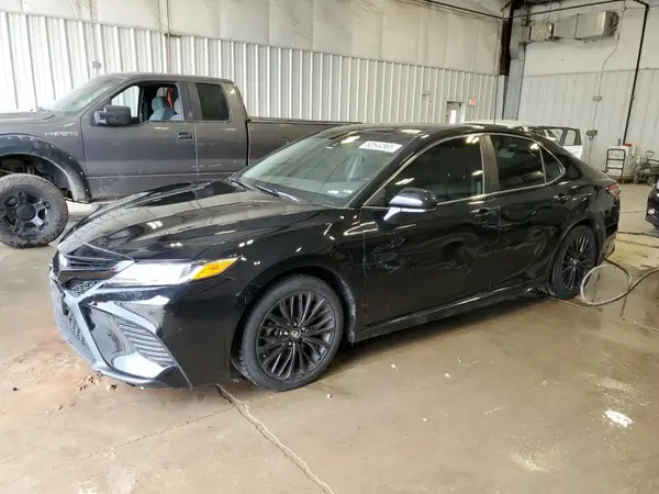 4T1B11HK1KU206579 2019 TOYOTA CAMRY - Image 1