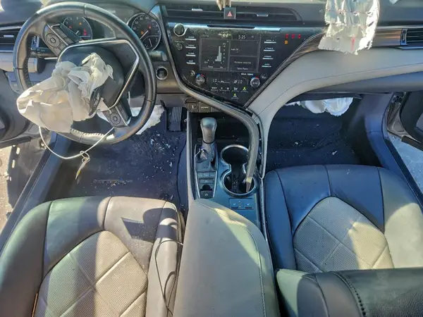 4T1B11HK1KU209689 2019 TOYOTA CAMRY - Image 8