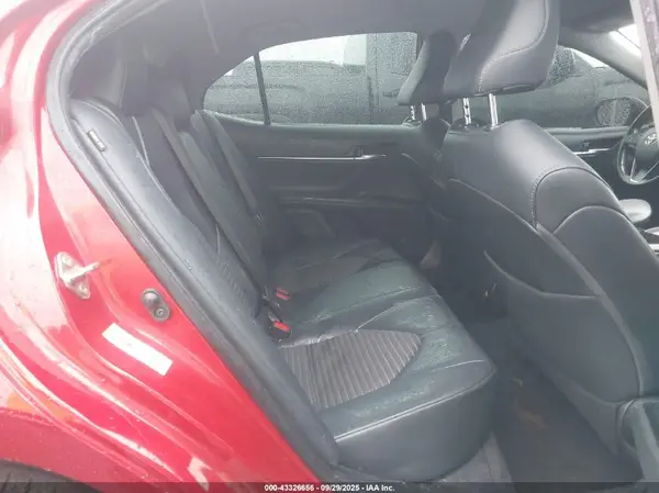 4T1B11HK1KU211409 2019 TOYOTA CAMRY - Image 8