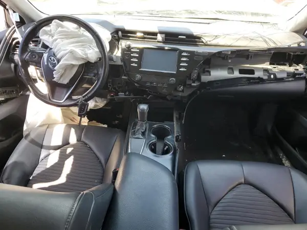 4T1B11HK1KU211586 2019 TOYOTA CAMRY - Image 8