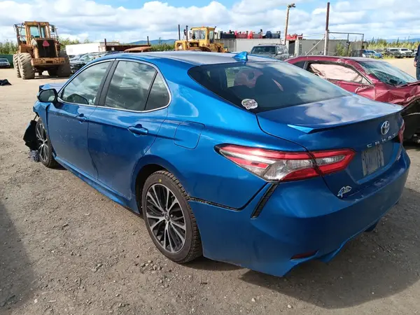 4T1B11HK1KU214973 2019 TOYOTA CAMRY - Image 2