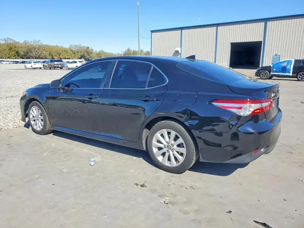 4T1B11HK1KU215346 2019 TOYOTA CAMRY - Image 2
