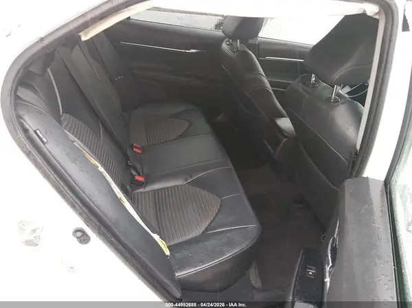 4T1B11HK1KU217341 2019 TOYOTA CAMRY - Image 8