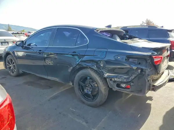 4T1B11HK1KU221633 2019 TOYOTA CAMRY - Image 2