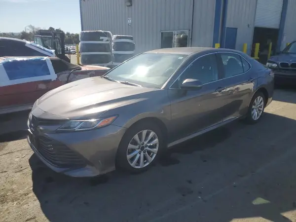4T1B11HK1KU223964 2019 TOYOTA CAMRY - Image 1