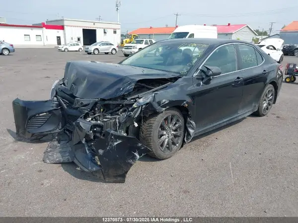 4T1B11HK1KU226556 2019 TOYOTA CAMRY - Image 2