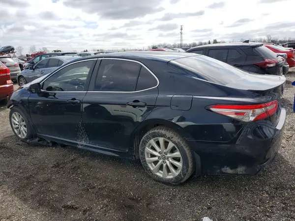 4T1B11HK1KU226735 2019 TOYOTA CAMRY - Image 2