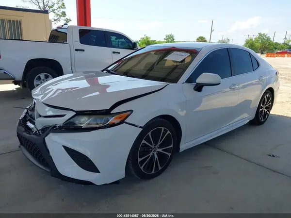 4T1B11HK1KU229893 2019 TOYOTA CAMRY - Image 2