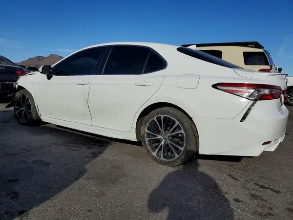 4T1B11HK1KU229909 2019 TOYOTA CAMRY - Image 2