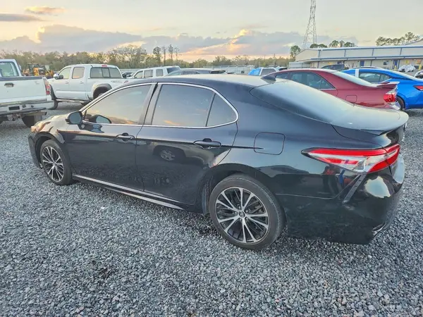 4T1B11HK1KU232101 2019 TOYOTA CAMRY - Image 2