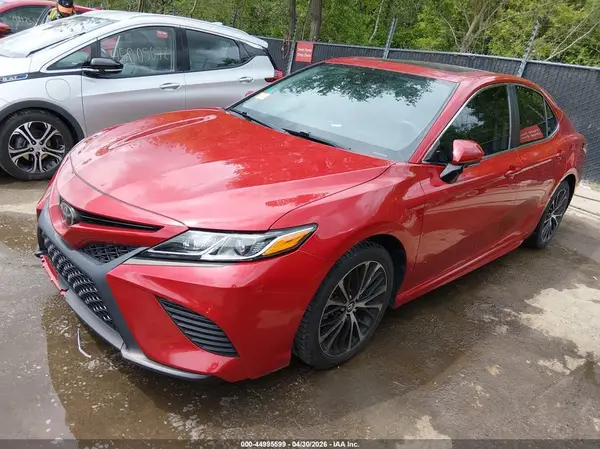 4T1B11HK1KU233250 2019 TOYOTA CAMRY - Image 2