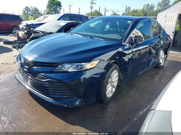 4T1B11HK1KU233409 2019 TOYOTA CAMRY - Image 2