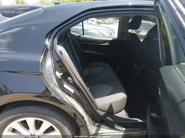 4T1B11HK1KU240103 2019 TOYOTA CAMRY - Image 8