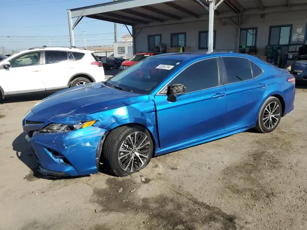 4T1B11HK1KU241140 2019 TOYOTA CAMRY - Image 1