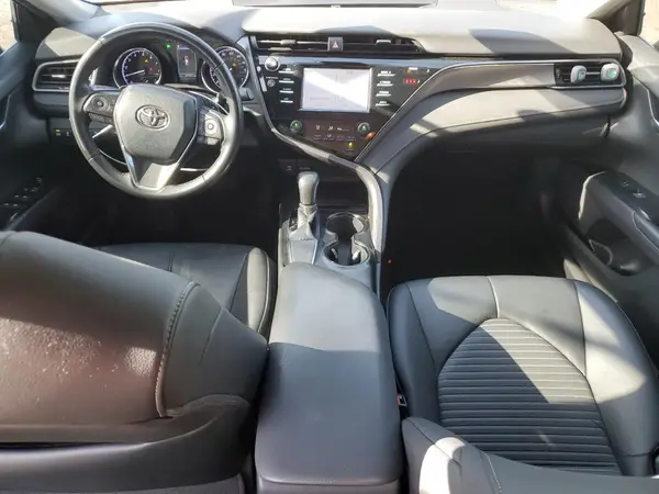 4T1B11HK1KU241140 2019 TOYOTA CAMRY - Image 8
