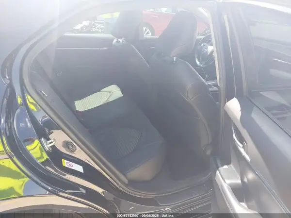 4T1B11HK1KU242885 2019 TOYOTA CAMRY - Image 8