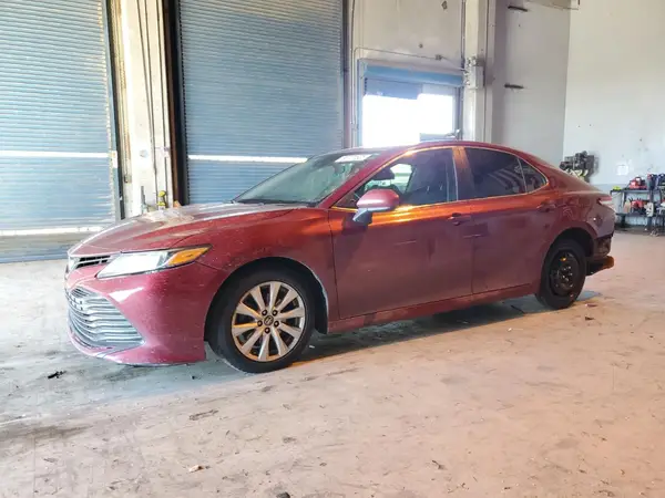 4T1B11HK1KU242921 2019 TOYOTA CAMRY - Image 1