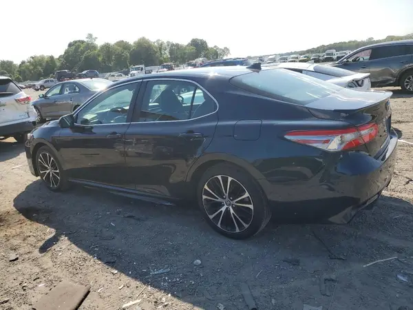 4T1B11HK1KU245768 2019 TOYOTA CAMRY - Image 2