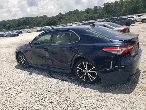 4T1B11HK1KU246404 2019 TOYOTA CAMRY - Image 2