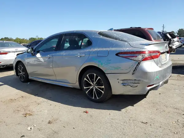 4T1B11HK1KU247083 2019 TOYOTA CAMRY - Image 2