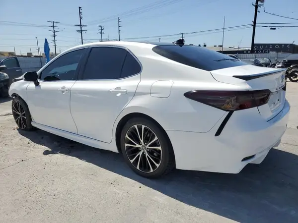 4T1B11HK1KU247276 2019 TOYOTA CAMRY - Image 2