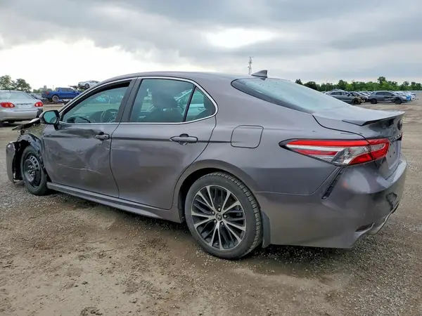 4T1B11HK1KU247410 2019 TOYOTA CAMRY - Image 2