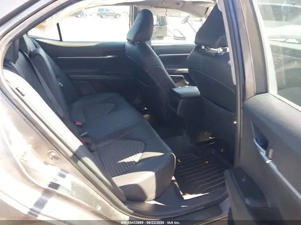 4T1B11HK1KU247746 2019 TOYOTA CAMRY - Image 8