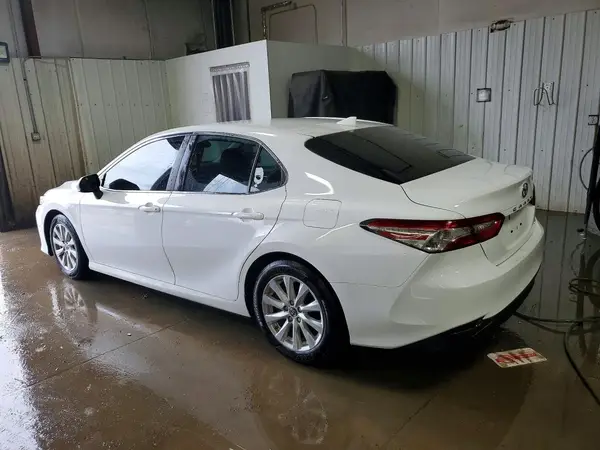 4T1B11HK1KU255507 2019 TOYOTA CAMRY - Image 2