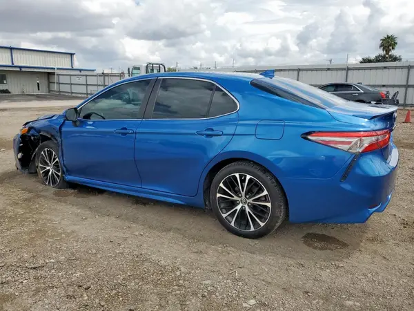 4T1B11HK1KU257175 2019 TOYOTA CAMRY - Image 2