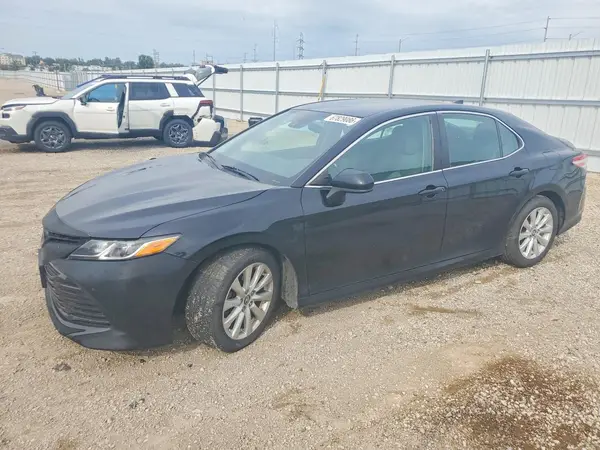4T1B11HK1KU257631 2019 TOYOTA CAMRY - Image 1